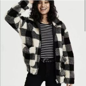 Women’s American eagle plaid Sherpa jacket